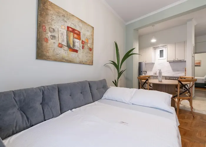 Elegant Suite - Pagrati Athens