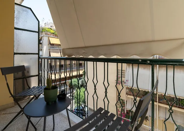 Elegant Suite - Pagrati Athens