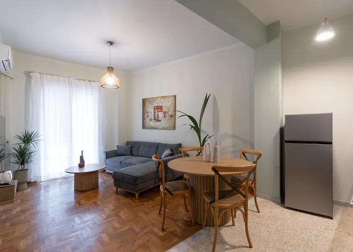 Elegant Suite - Pagrati Athens